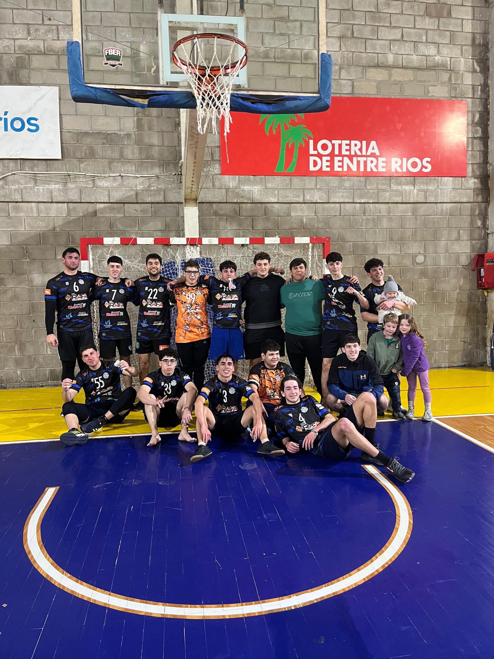 Participación de Cerrito Handball en encuentro deportivo en Club Paracao